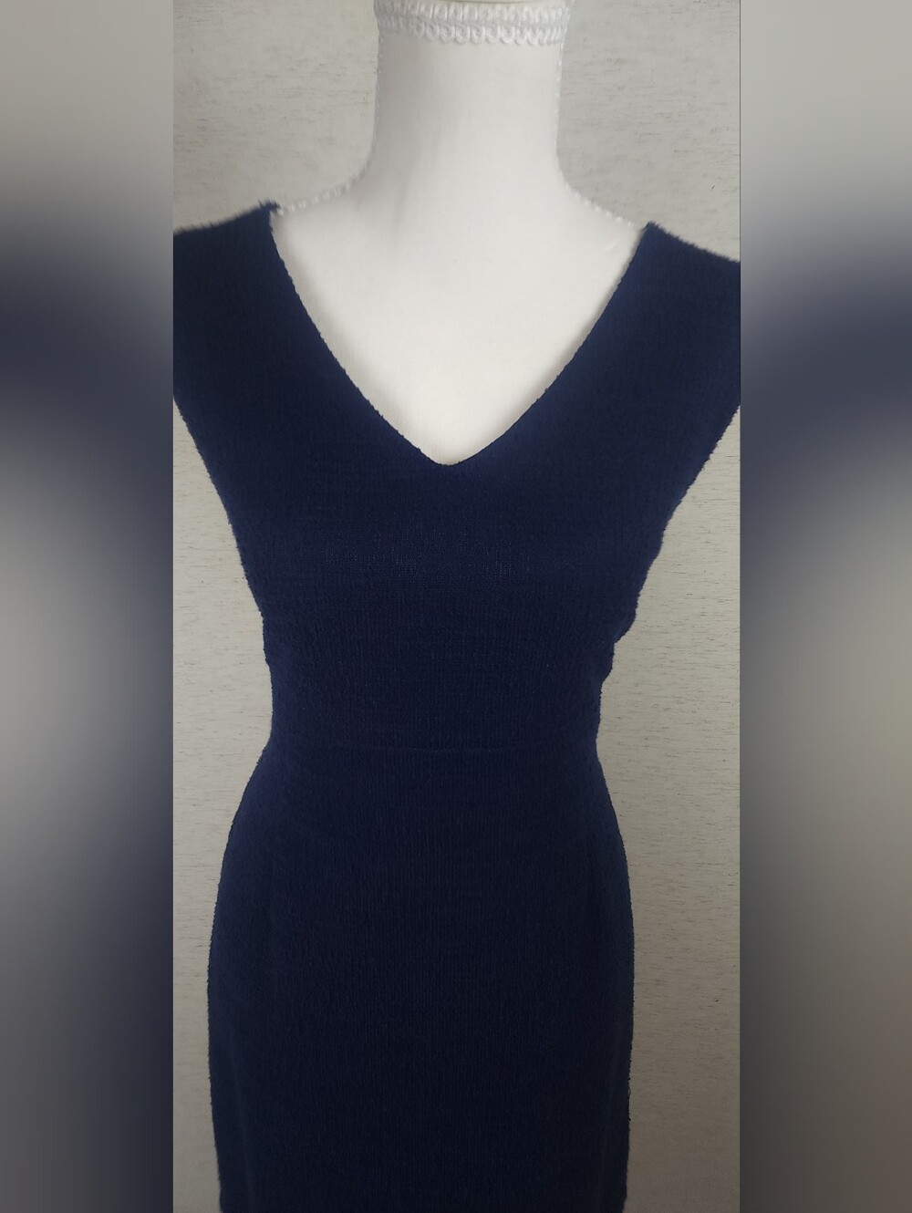 Nicole Miller Navy V-Neck Sleeveless Tweed Sheath Mini Dress